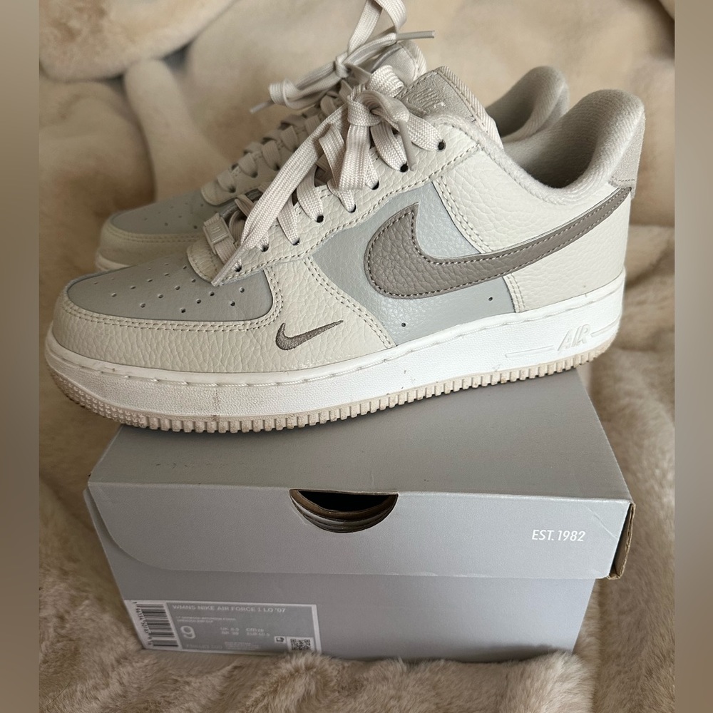 Nike Air Force 1 Low 'Moon Fossil'